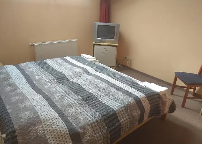 Hubertus Panzio 3*